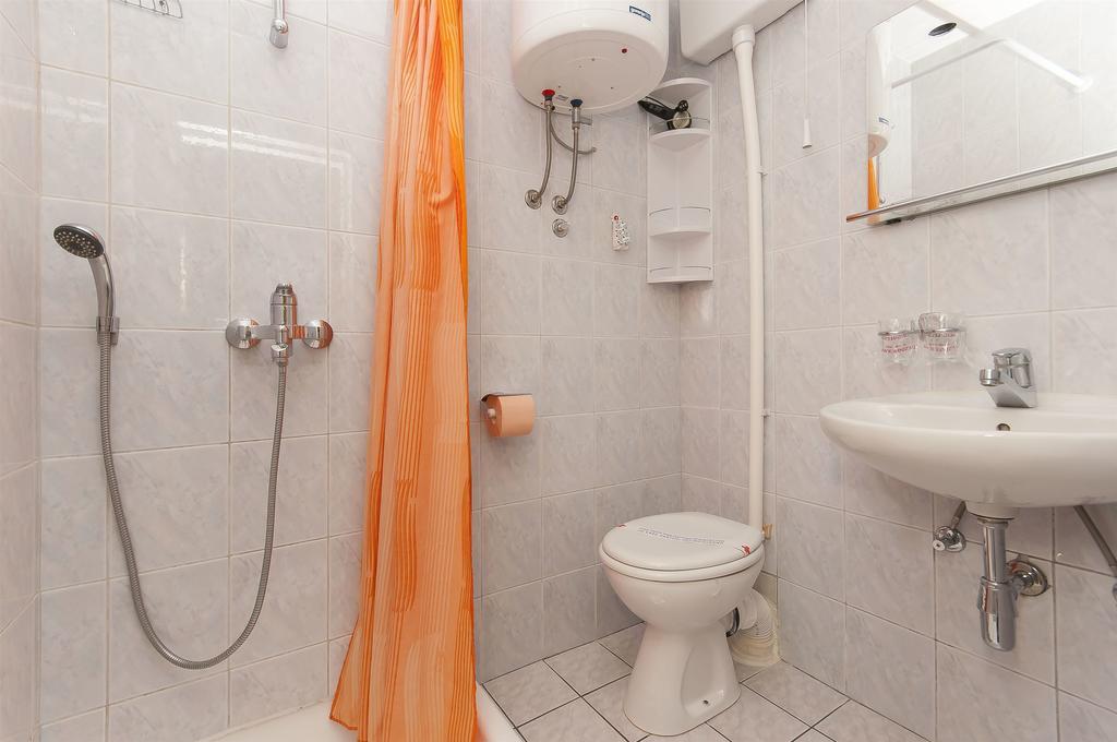 Rooms Vlahovic Слано Екстер'єр фото